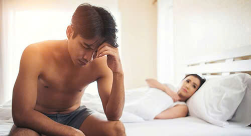 Vợ chồng quan hệ mỗi ngày có tốt không cho sức khỏe
